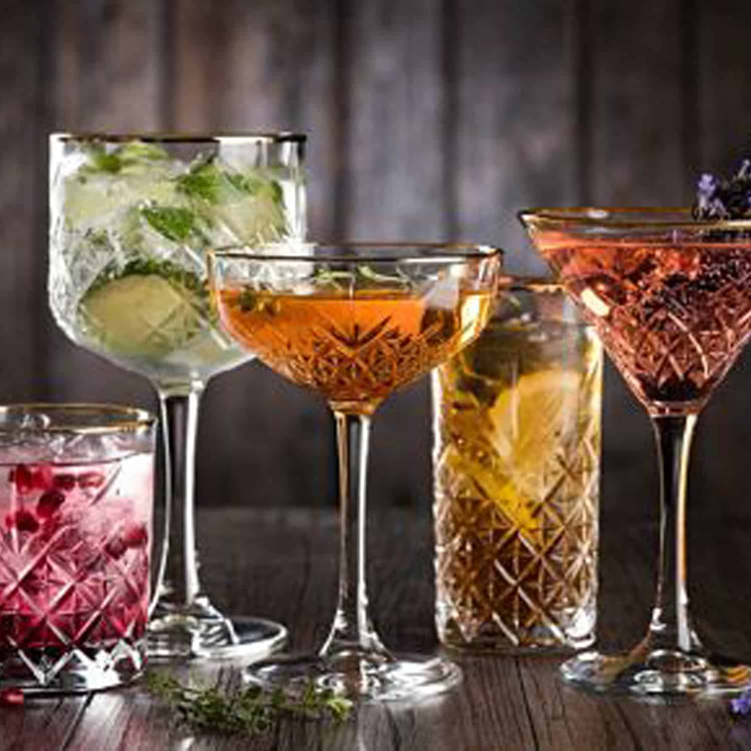 Pasabahce Timeless Martiniglas 23 Cl Gouden Rand - 4 Stuks - Glazen.nl