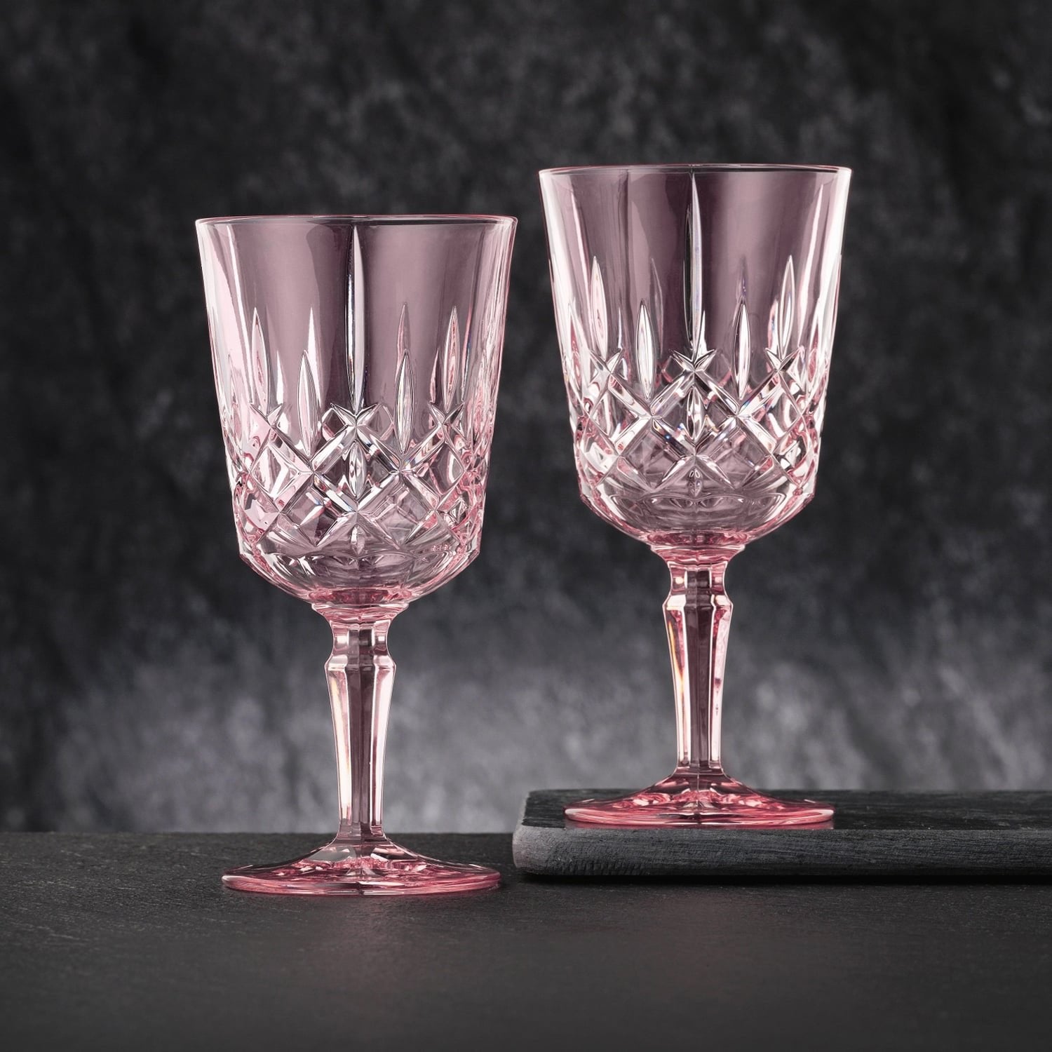 Nachtmann Noblesse Wijnglas 35,5 Cl Roze - 2 Stuks - Glazen.nl